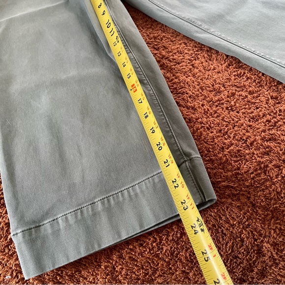 Spanx pull on wide leg cropped green pants. Sz Medium petite capri - Picture 5 of 11